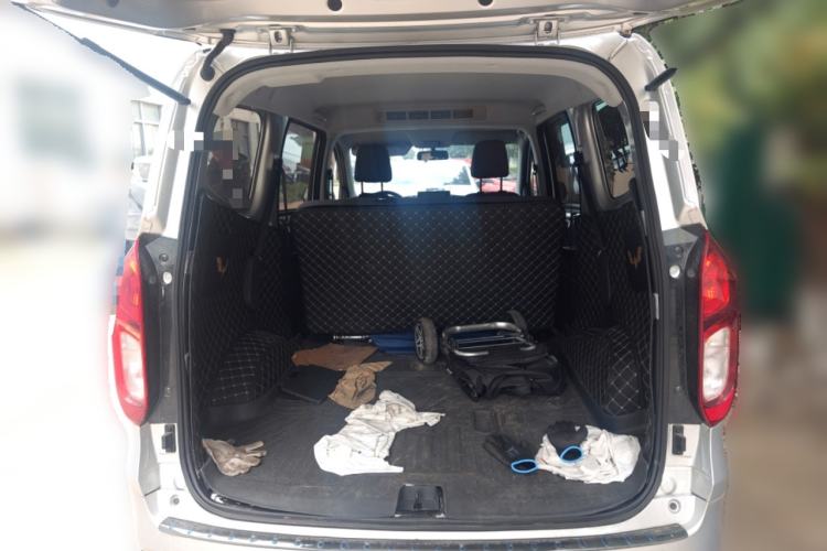 Used Wuling Hongguang New Energy 2024 All-Electric Model 300KM Standard Version Trunk