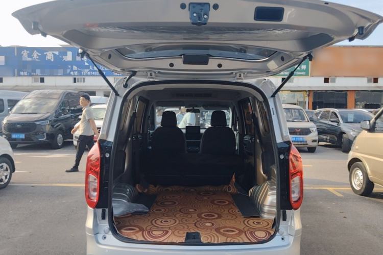 Used Wuling Hongguang New Energy 2024 All-Electric Model 300KM Standard Version Trunk