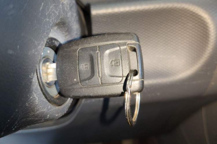 Used Wuling Hongguang New Energy 2024 All-Electric Model 300KM Standard Version Vehicle Key