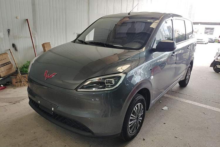 Used Wuling Hongguang New Energy 2024 All-Electric Model 300KM Standard Version Guazi used car, China used car export, Used car for sale, Used cars, Cheapest cars for sale