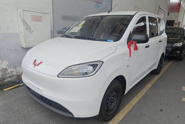 Used Wuling Hongguang New Energy 2024 All-Electric Model 300KM Practical Version