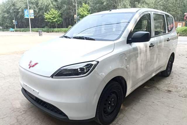Used Wuling Hongguang New Energy 2024 All-Electric Model 300KM Standard Version