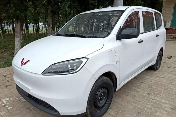 Used Wuling Hongguang New Energy 2024 All-Electric Model 300KM Standard Version Guazi used car, China used car export, Used car for sale, Used  cars, Cheapest cars for sale