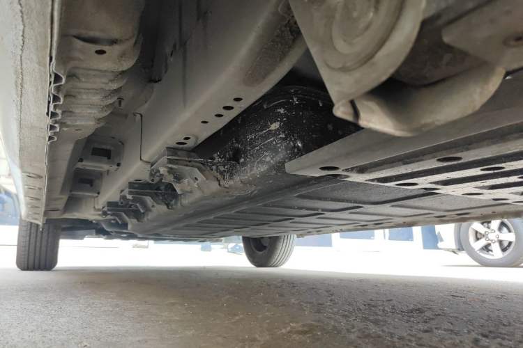 Used Wuling Hongguang New Energy 2024 All-Electric Model 300KM Practical Version Chassis Rear Left
