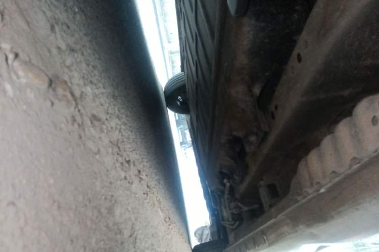 Used Wuling Hongguang New Energy 2024 All-Electric Model 300KM Standard Version Chassis Rear Right