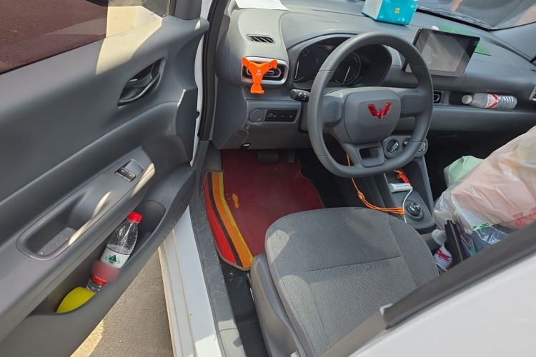 Used Wuling Hongguang New Energy 2024 All-Electric Model 300KM Standard Version Driver Seat