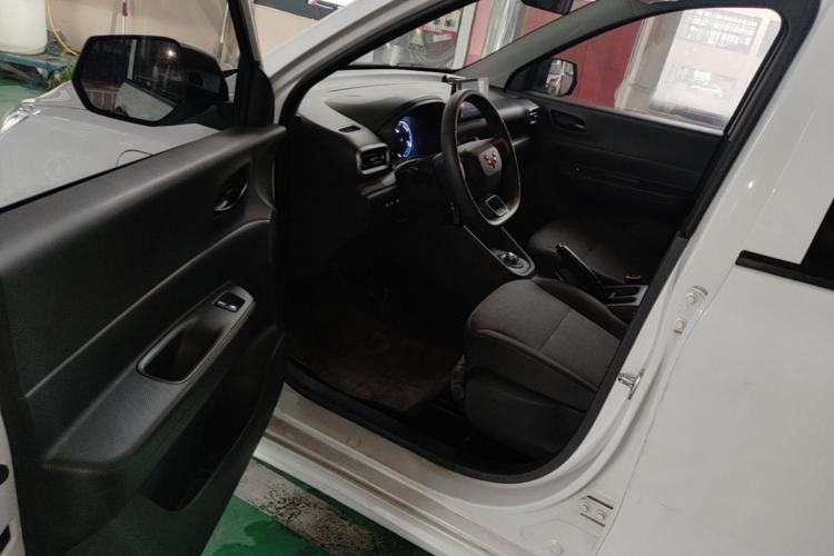 Used Wuling Hongguang New Energy 2024 All-Electric Model 300KM Standard Version Driver Seat