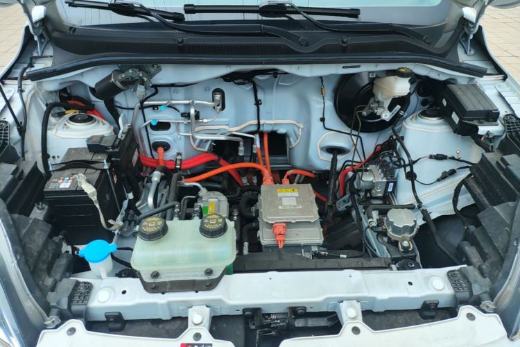 Used Wuling Hongguang New Energy 2024 All-Electric Model 300KM Practical Version Engine Bay