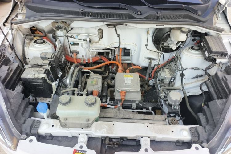 Used Wuling Hongguang New Energy 2024 All-Electric Model 300KM Standard Version Engine Bay