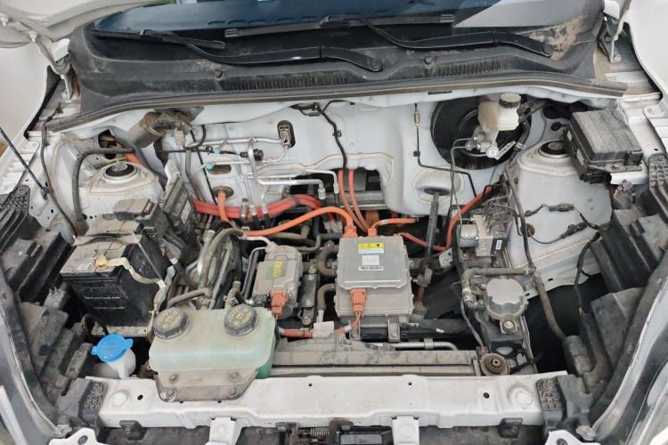 Used Wuling Hongguang New Energy 2024 All-Electric Model 300KM Standard Version Engine Bay