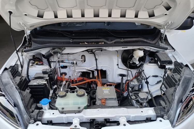 Used Wuling Hongguang New Energy 2024 All-Electric Model 300KM Standard Version Engine Bay