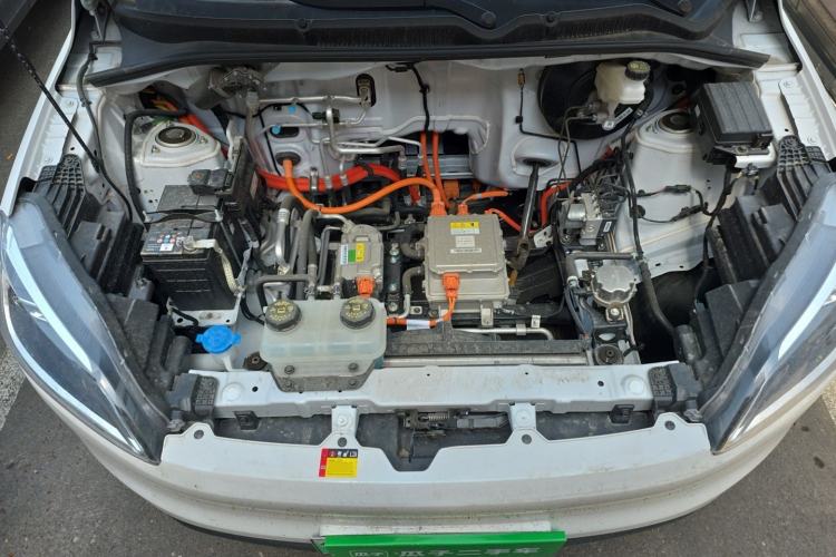 Used Wuling Hongguang New Energy 2024 All-Electric Model 300KM Standard Version Engine Bay