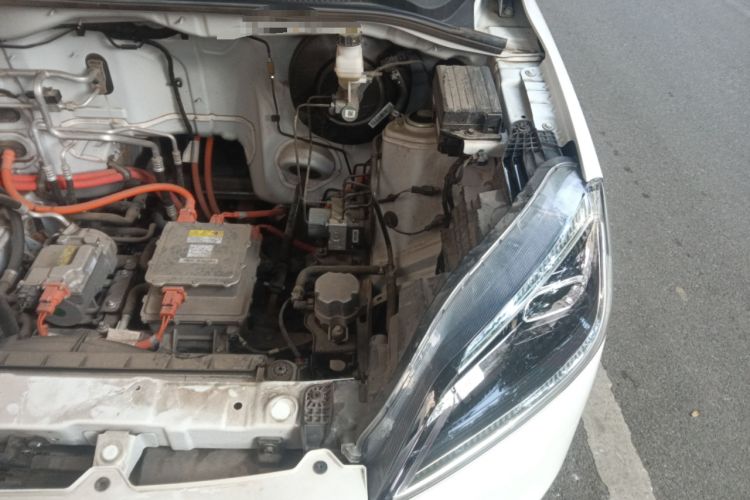 Used Wuling Hongguang New Energy 2024 All-Electric Model 300KM Standard Version Engine Bay Left