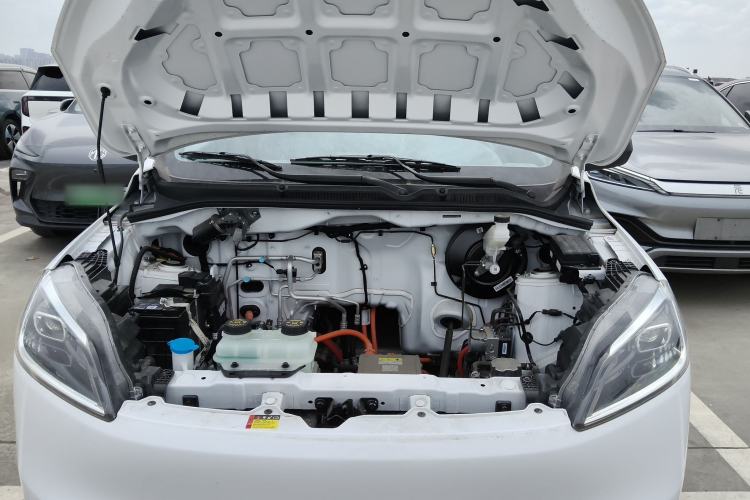 Used Wuling Hongguang New Energy 2024 All-Electric Model 300KM Standard Version Engine Bay