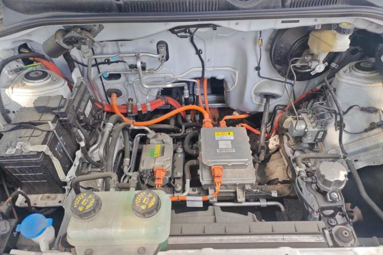 Used Wuling Hongguang New Energy 2024 All-Electric Model 300KM Practical Version Engine Bay