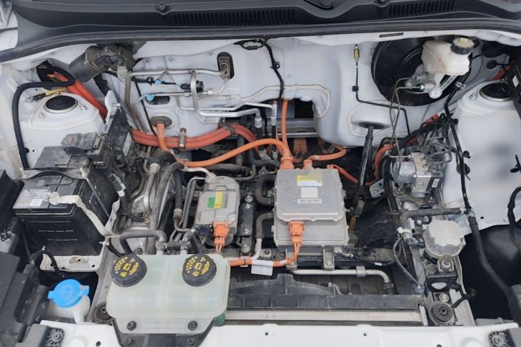 Used Wuling Hongguang New Energy 2024 All-Electric Model 300KM Practical Version Engine Bay