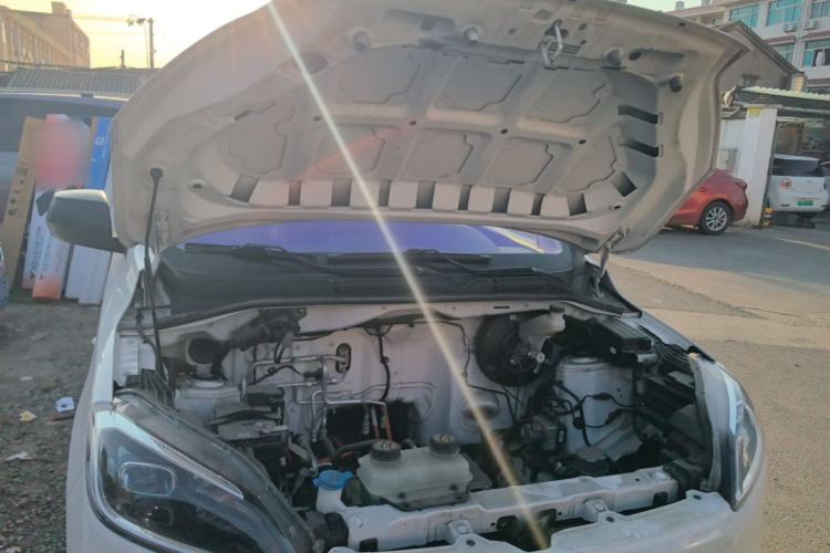Used Wuling Hongguang New Energy 2024 All-Electric Model 300KM Standard Version Engine Bay