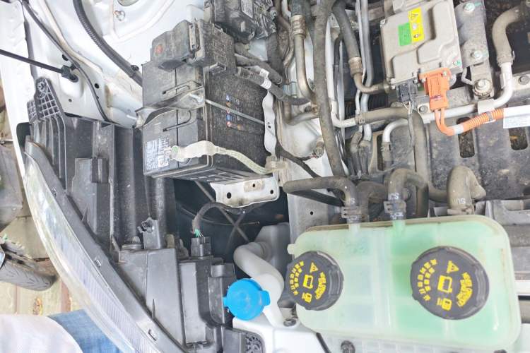 Used Wuling Hongguang New Energy 2024 All-Electric Model 300KM Practical Version Engine Bay Right