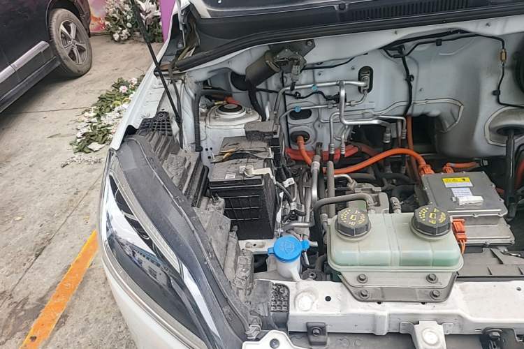 Used Wuling Hongguang New Energy 2024 All-Electric Model 300KM Practical Version Engine Bay Right