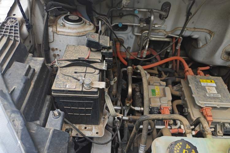 Used Wuling Hongguang New Energy 2024 All-Electric Model 300KM Standard Version Engine Bay Right