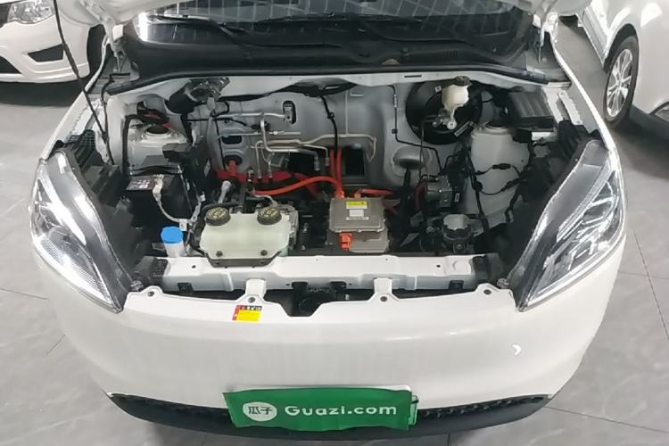 Used Wuling Hongguang New Energy 2024 All-Electric Model 300KM Standard Version Engine Bay