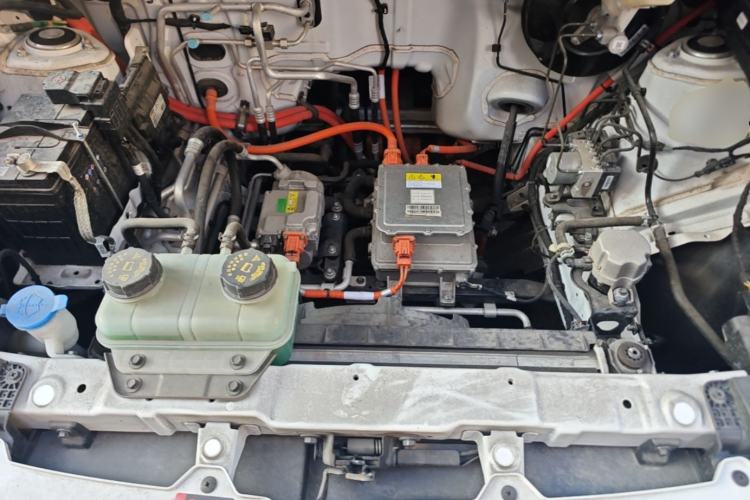 Used Wuling Hongguang New Energy 2024 All-Electric Model 300KM Standard Version Engine Bay