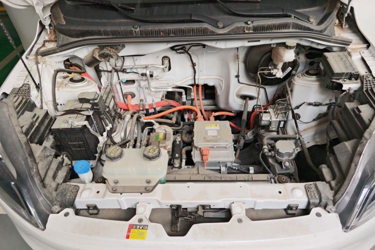 Used Wuling Hongguang New Energy 2024 All-Electric Model 300KM Standard Version Engine Bay