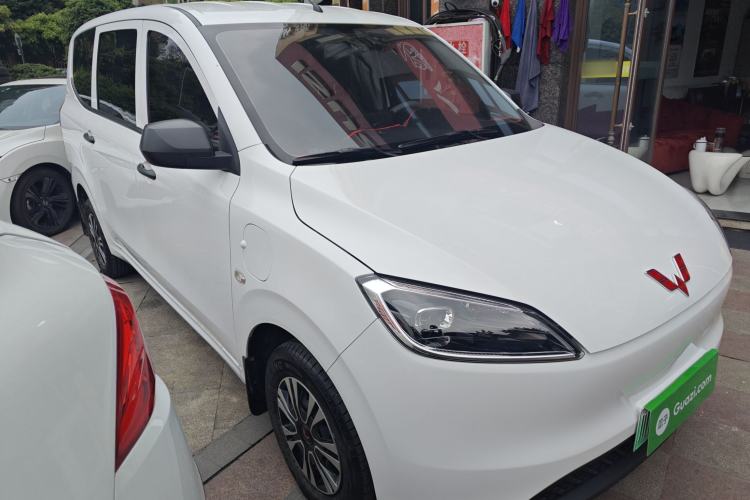 Used Wuling Hongguang New Energy 2024 All-Electric Model 300KM Standard Version Exterior 1