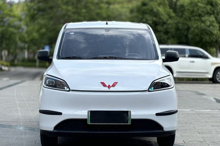 Used Wuling Hongguang New Energy 2024 All-Electric Model 300KM Standard Version Exterior 1