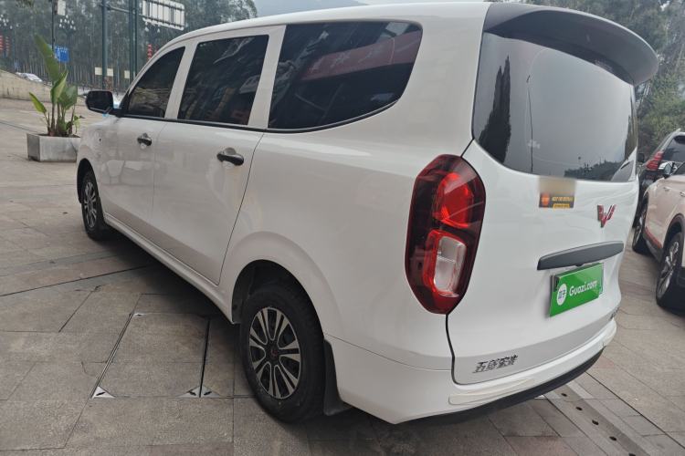 Used Wuling Hongguang New Energy 2024 All-Electric Model 300KM Standard Version Exterior 2