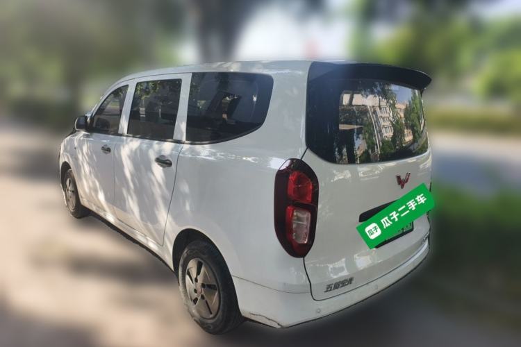 Used Wuling Hongguang New Energy 2024 All-Electric Model 300KM Standard Version Exterior 3