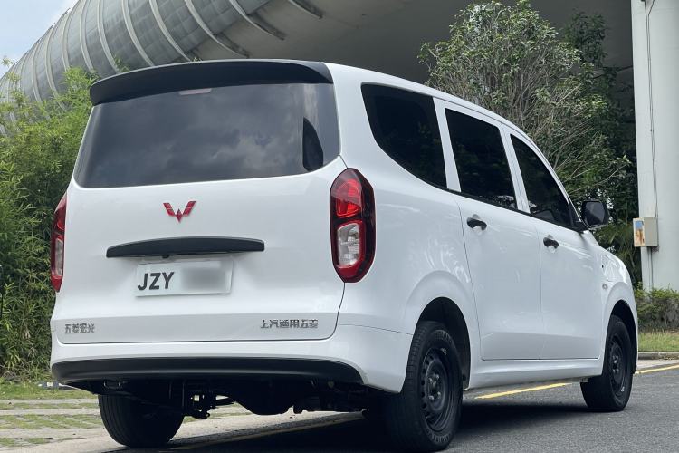 Used Wuling Hongguang New Energy 2024 All-Electric Model 300KM Standard Version Exterior 3