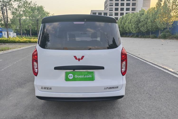 Used Wuling Hongguang New Energy 2024 All-Electric Model 300KM Standard Version Exterior 4