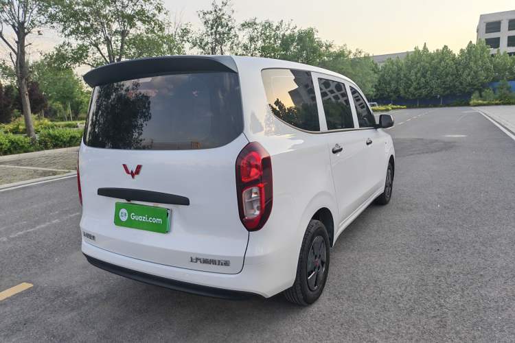 Used Wuling Hongguang New Energy 2024 All-Electric Model 300KM Standard Version Exterior 5