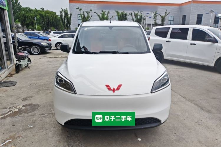 Used Wuling Hongguang New Energy 2024 All-Electric Model 300KM Standard Version Front