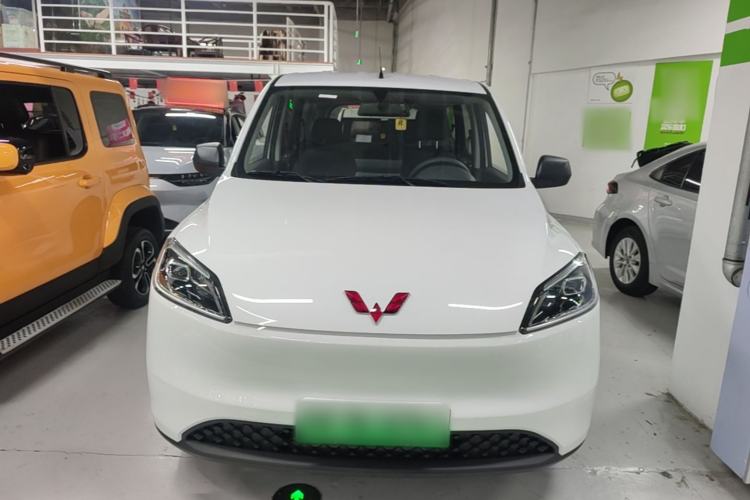 Used Wuling Hongguang New Energy 2024 All-Electric Model 300KM Standard Version Front