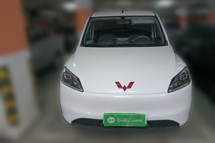 Used Wuling Hongguang New Energy 2024 All-Electric Model 300KM Standard Version Front