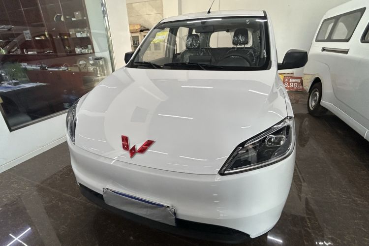 Used Wuling Hongguang New Energy 2024 All-Electric Model 300KM Standard Version Front