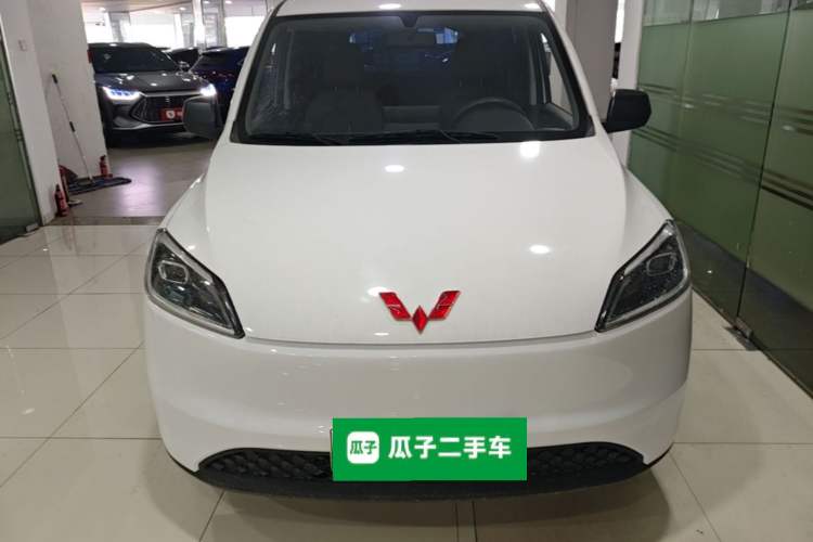 Used Wuling Hongguang New Energy 2024 All-Electric Model 300KM Standard Version Front