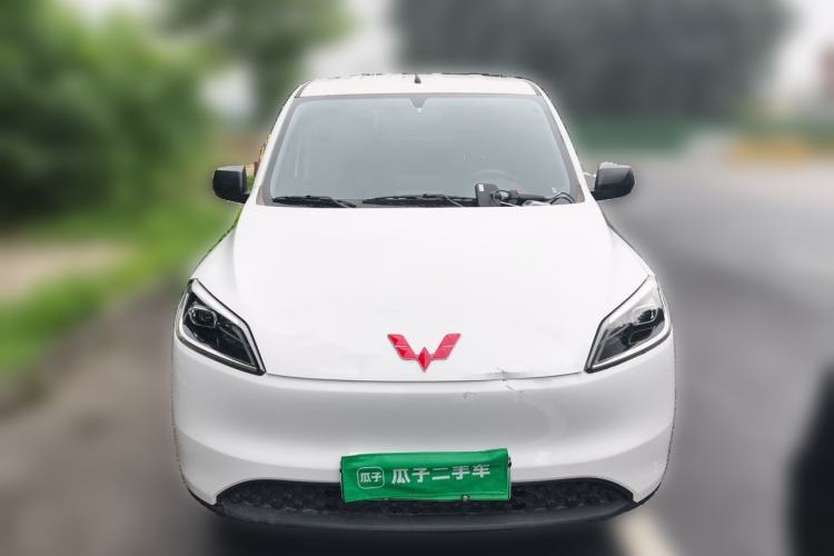 Used Wuling Hongguang New Energy 2024 All-Electric Model 300KM Standard Version Front
