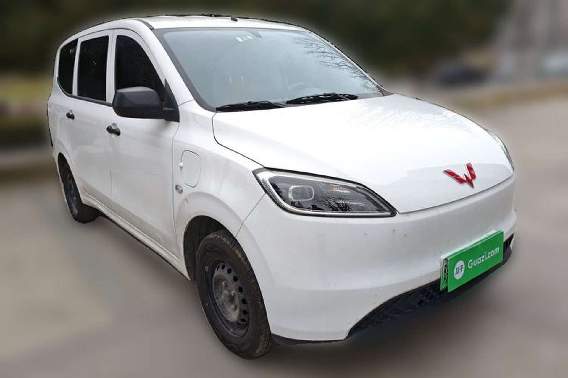 Used Wuling Hongguang New Energy 2024 All-Electric Model 300KM Standard Version Front Right 45 Deg
