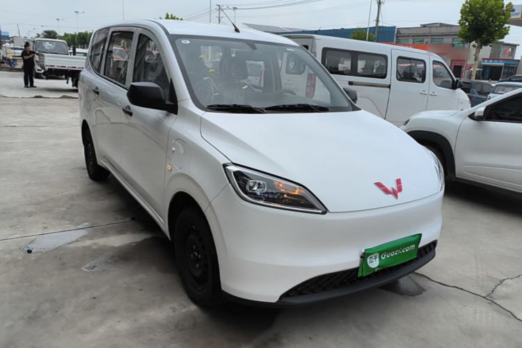 Used Wuling Hongguang New Energy 2024 All-Electric Model 300KM Standard Version Front Right 45 Deg