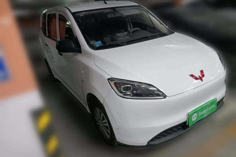Used Wuling Hongguang New Energy 2024 All-Electric Model 300KM Standard Version Front Right 45 Deg