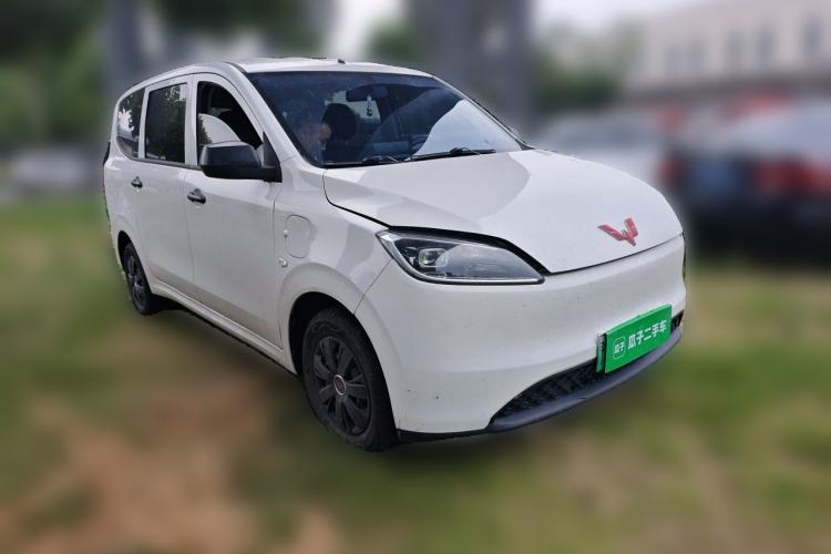 Used Wuling Hongguang New Energy 2024 All-Electric Model 300KM Standard Version Front Right 45 Deg