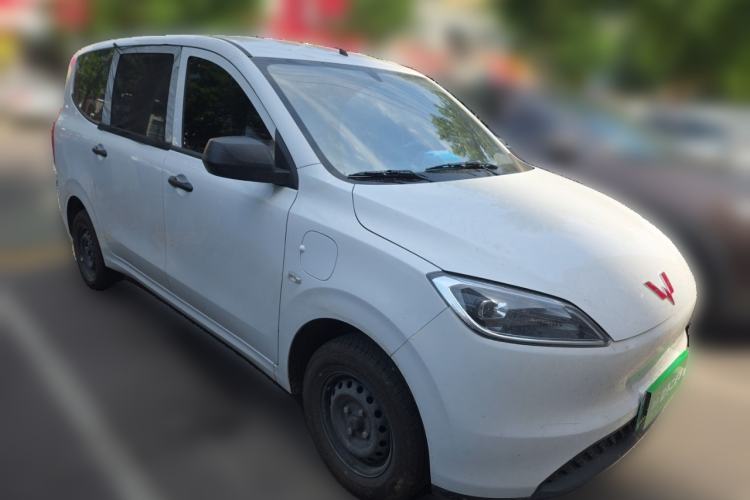Used Wuling Hongguang New Energy 2024 All-Electric Model 300KM Standard Version Front Right 45 Deg