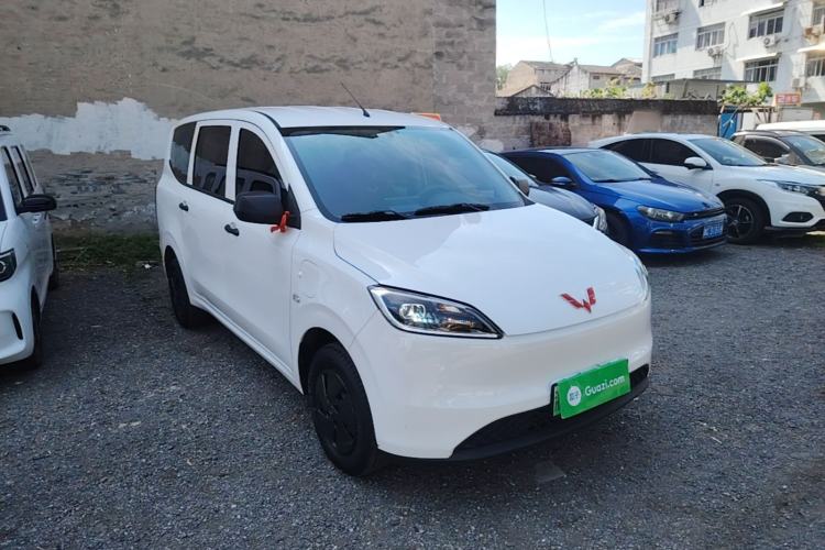 Used Wuling Hongguang New Energy 2024 All-Electric Model 300KM Standard Version Front Right 45 Deg