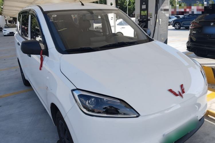 Used Wuling Hongguang New Energy 2024 All-Electric Model 300KM Standard Version Front Right 45 Deg