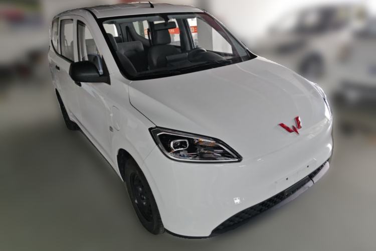 Used Wuling Hongguang New Energy 2024 All-Electric Model 300KM Standard Version Front Right 45 Deg