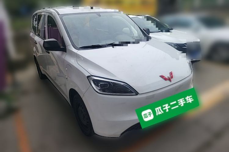 Used Wuling Hongguang New Energy 2024 All-Electric Model 300KM Practical Version Front Right 45 Deg