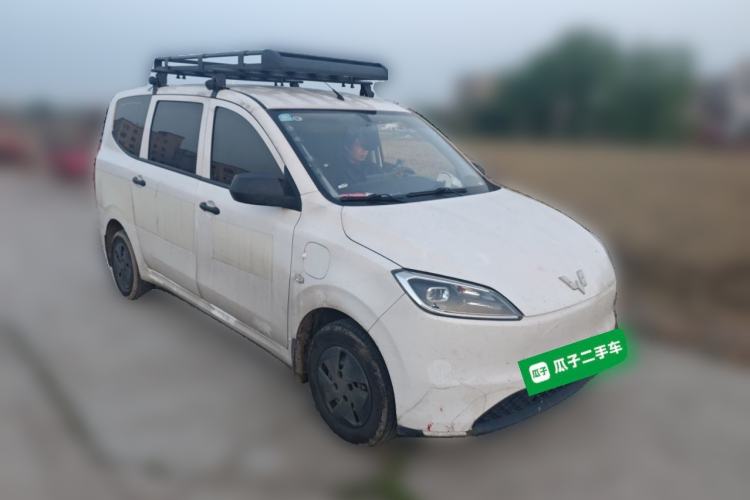 Used Wuling Hongguang New Energy 2024 All-Electric Model 300KM Standard Version Front Right 45 Deg